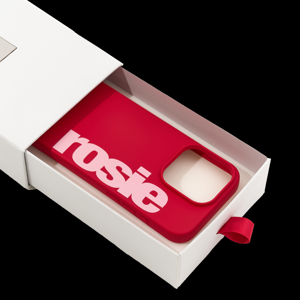ROSÉ ROSIE iPhone16 ケース レッド フォトボード トレカ red rosie color case – ROSÉ